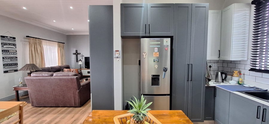 3 Bedroom Property for Sale in Albertinia Western Cape